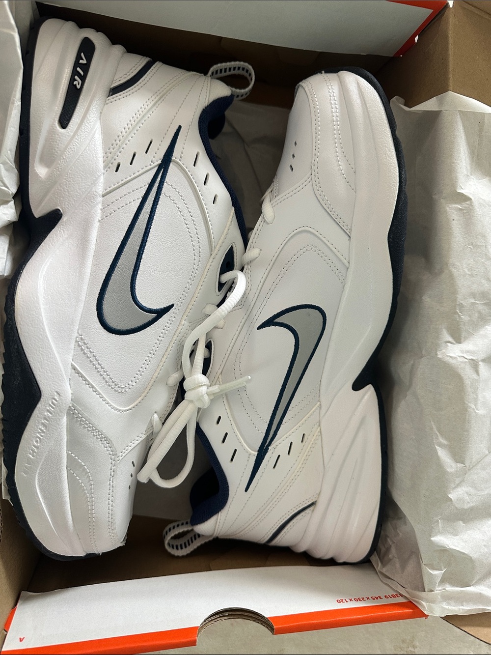 Nike Air Monarch IV. Men’s White Metallic Silver Navy Air Cushion Sneakers